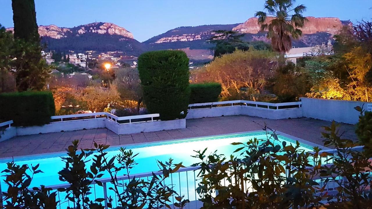 "Cote Charlemagne" Centre-Ville Garage Piscine Terrasse カシ エクステリア 写真